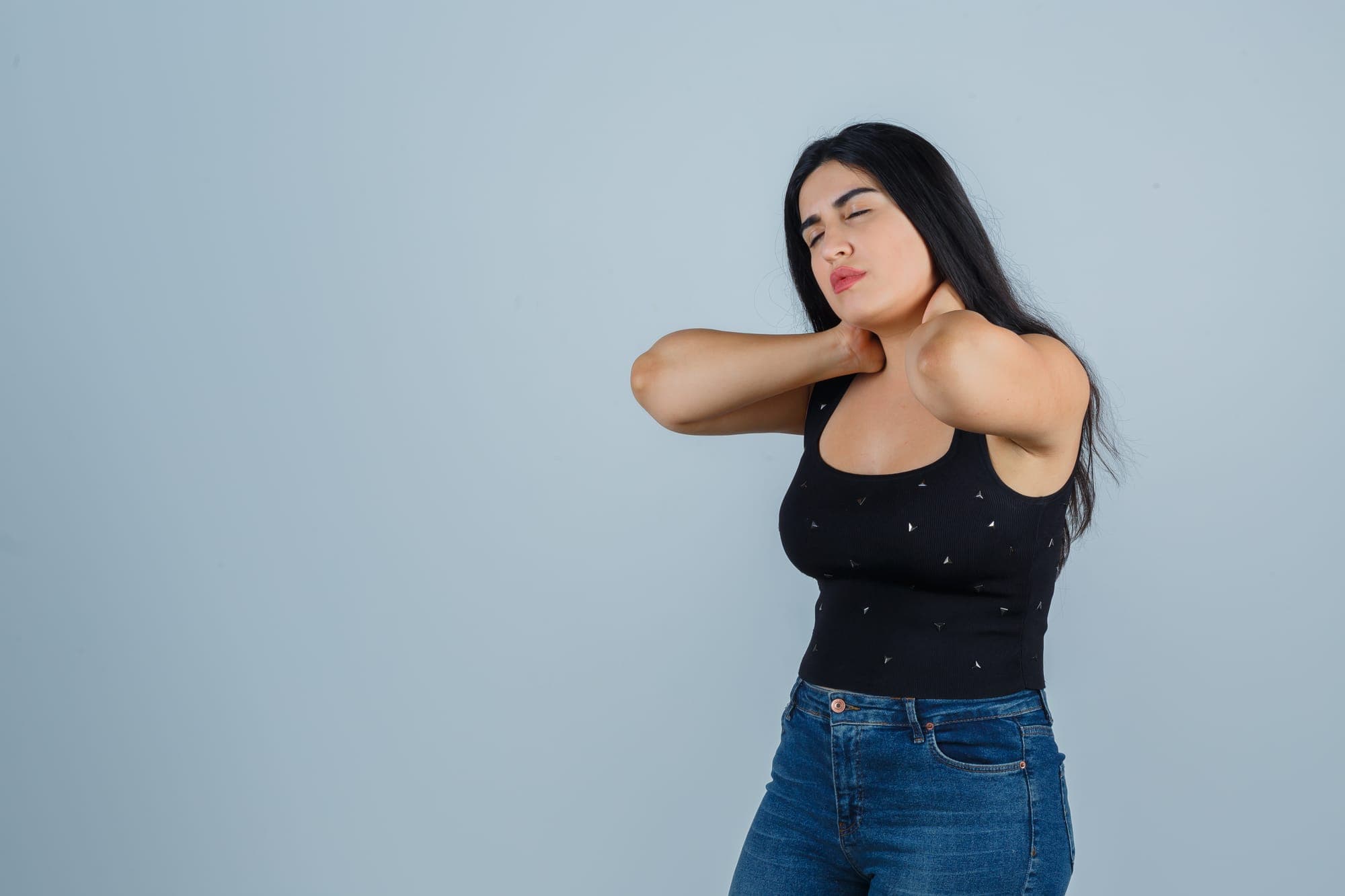 Back Pain from Large Breasts (2025 Guide)